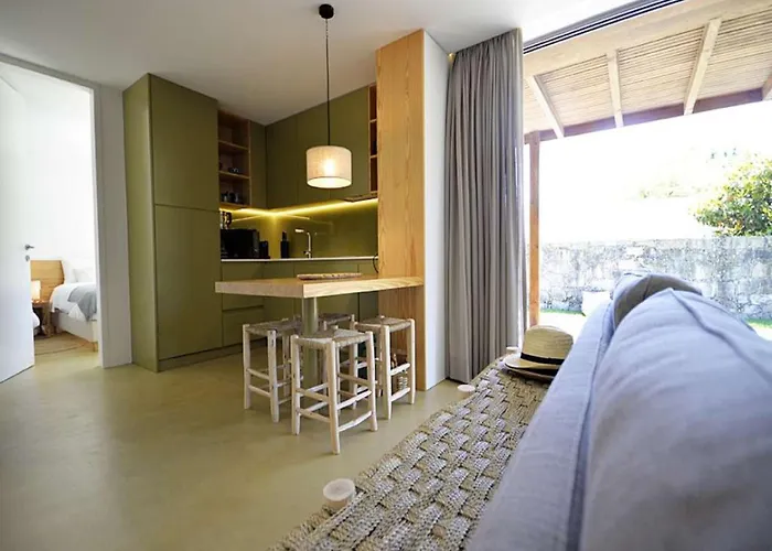 Villa Beautiful 2 Bedrooms Sandover Private Pool