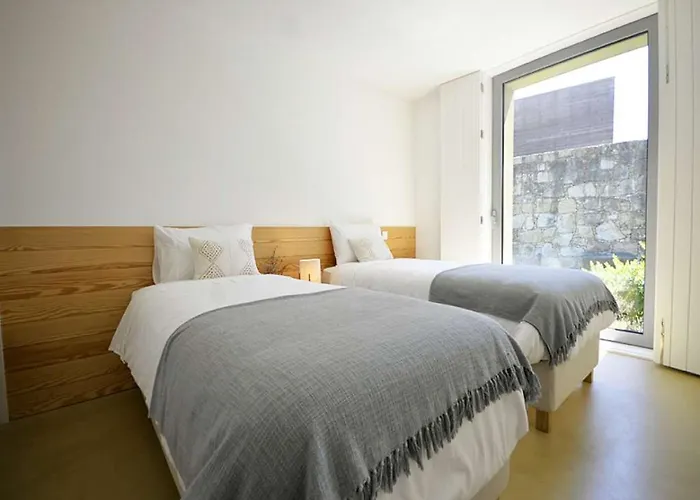 Beautiful 2 Bedrooms Sandover Private Pool * Caminha