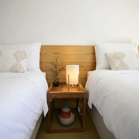 Beautiful 2 Bedrooms Sandover Private Pool *