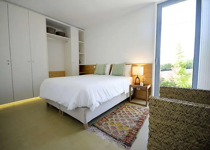 Beautiful 2 Bedrooms Sandover Private Pool Villa Caminha